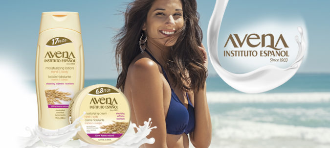 chica con productos de avena