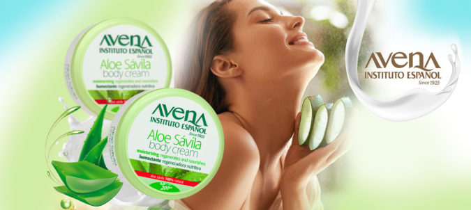 chica con productos salvia