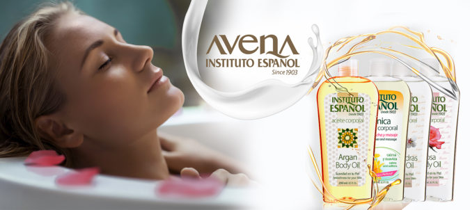 chica en bañera con aceite corporal